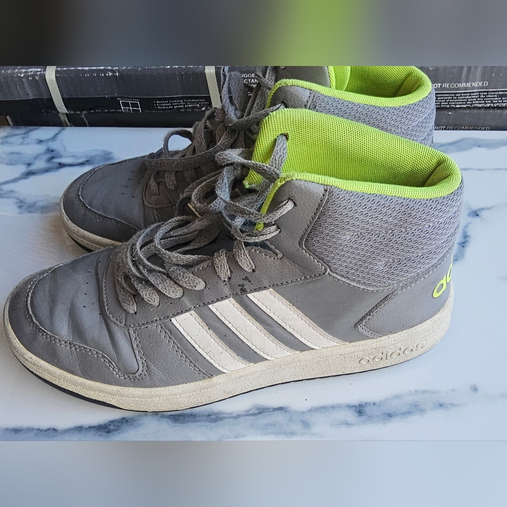 Adidas shoes RGUC 6 green grey Multi-color Stripes